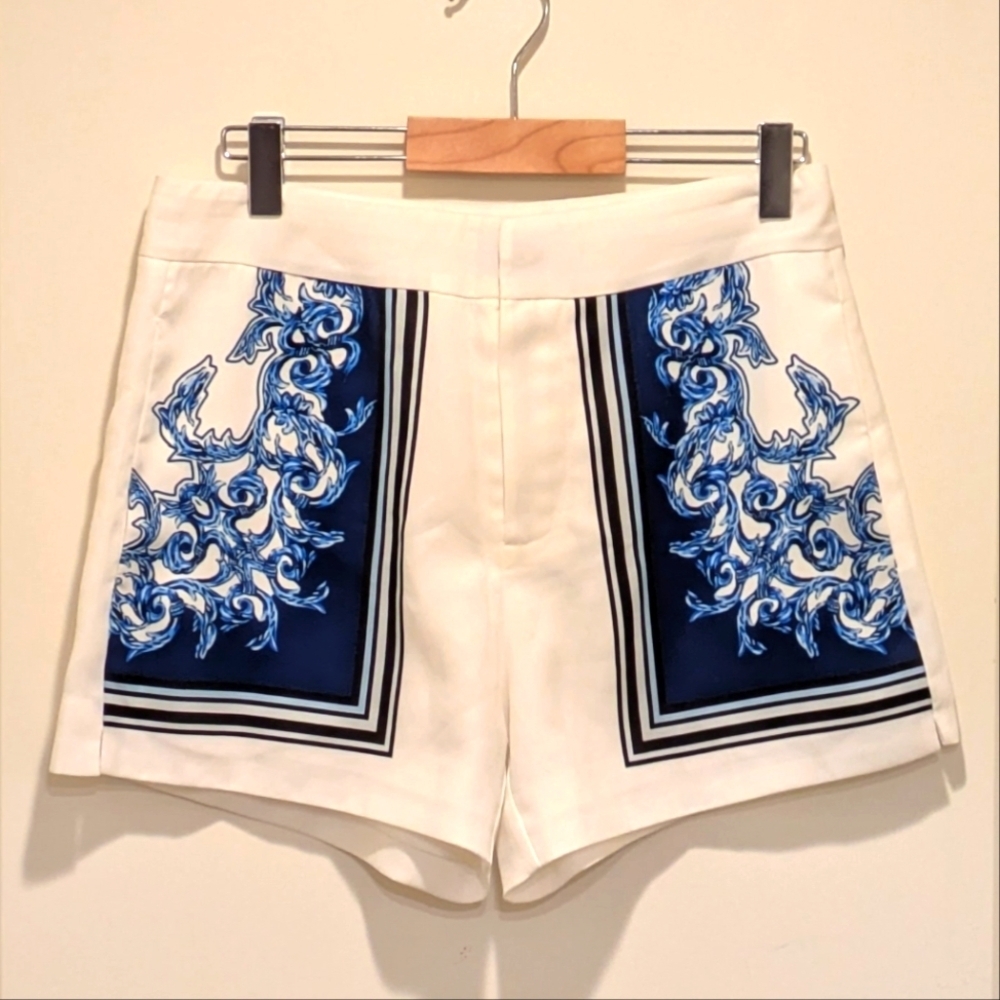 EUC Mo & Co 150 Blue and White Mini Shorts - SEE SIZE NOTES